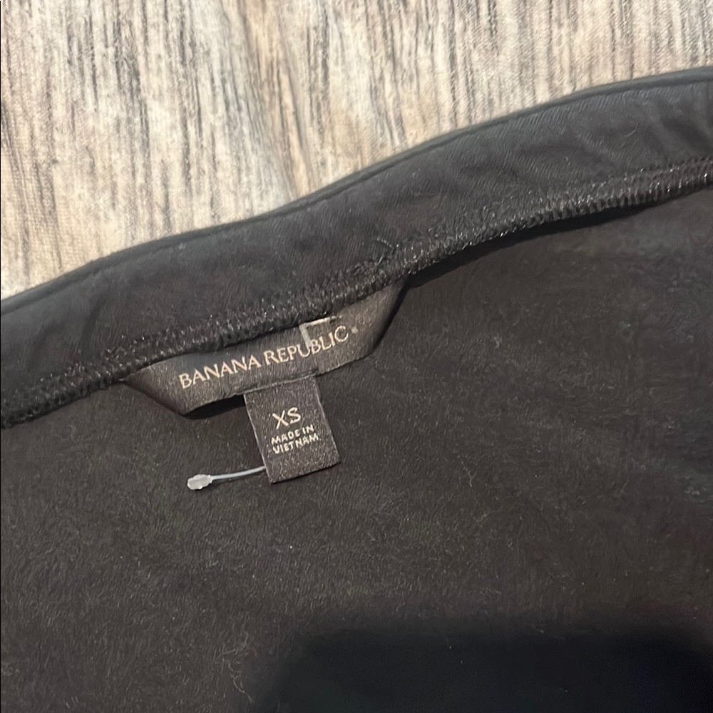 Black One-Shoulder Top - Picture 2 of 3